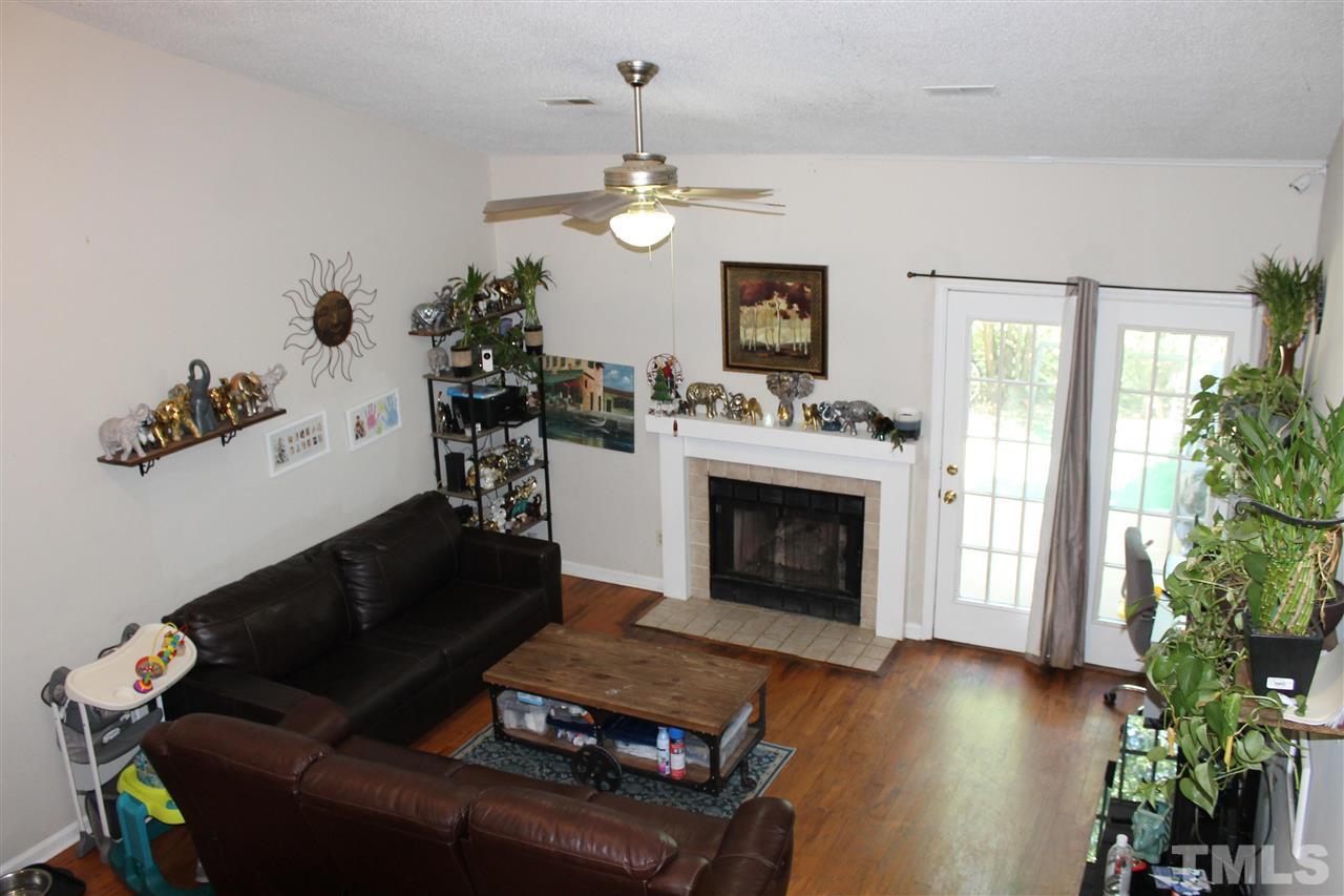 41 Stonewall Way Durham, NC 27704 - Photo 3 of 26