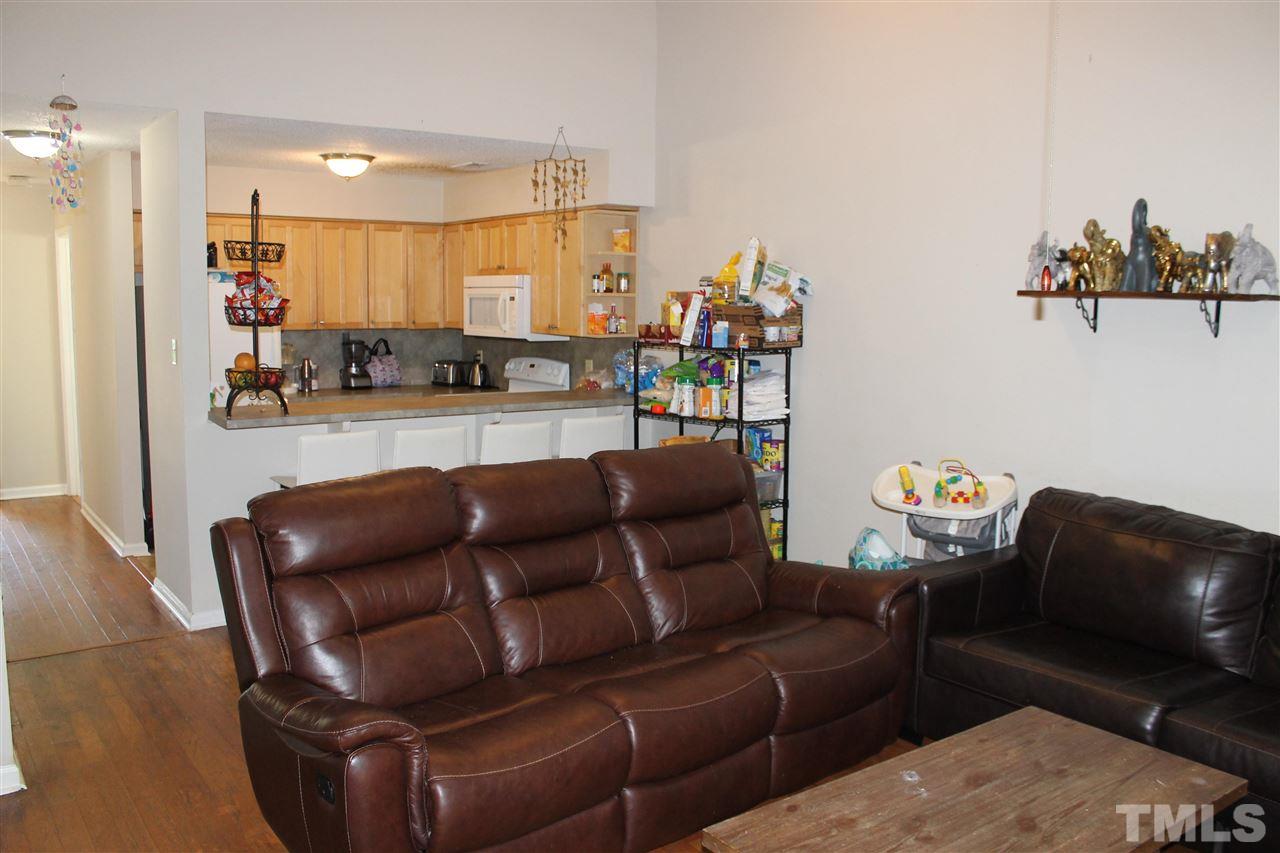 41 Stonewall Way Durham, NC 27704 - Photo 4 of 26