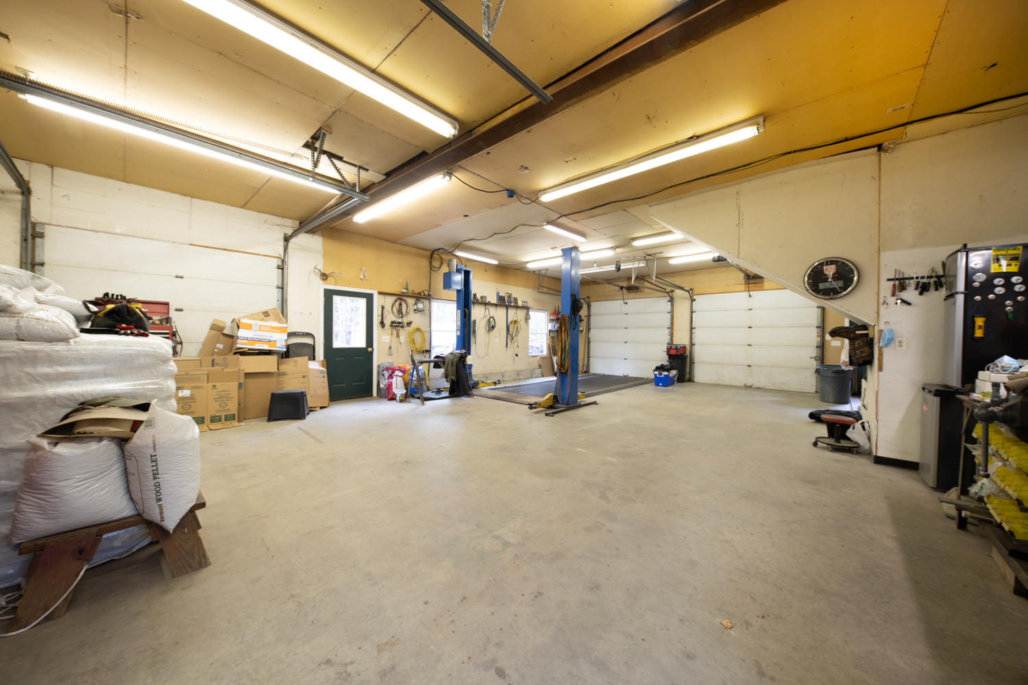 984 New County Road Biddeford, ME 04005 - Photo 23 of 41 864 New County-4