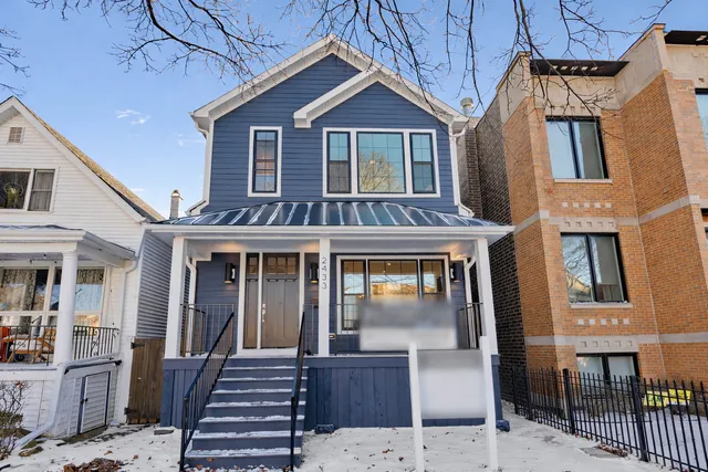 $1,775,000 | 2433 West Cuyler Avenue, Chicago, IL 60618