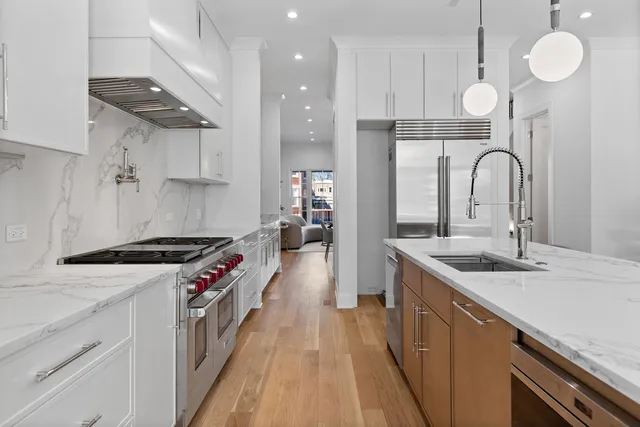 $1,775,000 | 2433 West Cuyler Avenue, Chicago, IL 60618