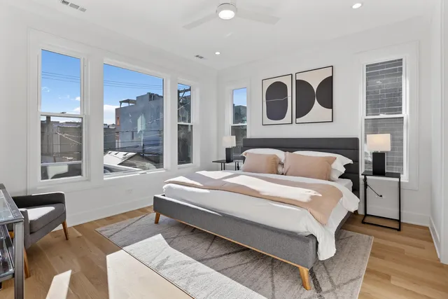 $1,775,000 | 2433 West Cuyler Avenue, Chicago, IL 60618