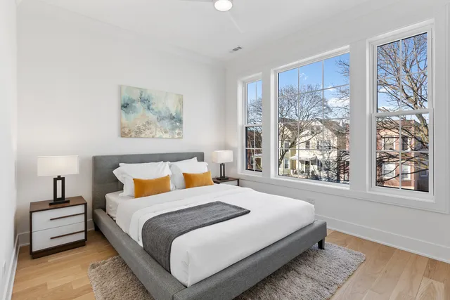 $1,775,000 | 2433 West Cuyler Avenue, Chicago, IL 60618