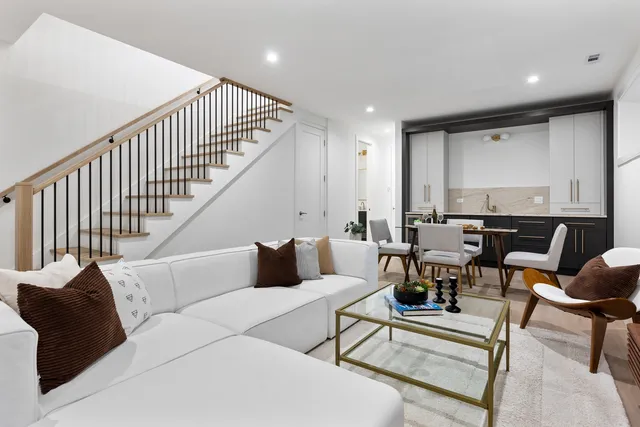 $1,775,000 | 2433 West Cuyler Avenue, Chicago, IL 60618