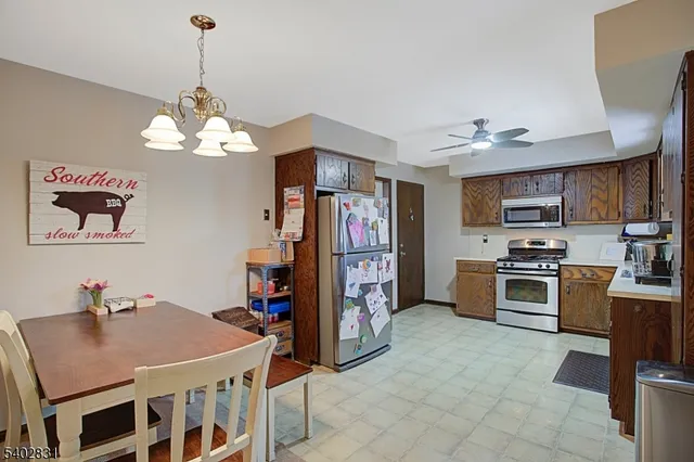 $750,000 | 3 Birch Street, Mendham, NJ 07945