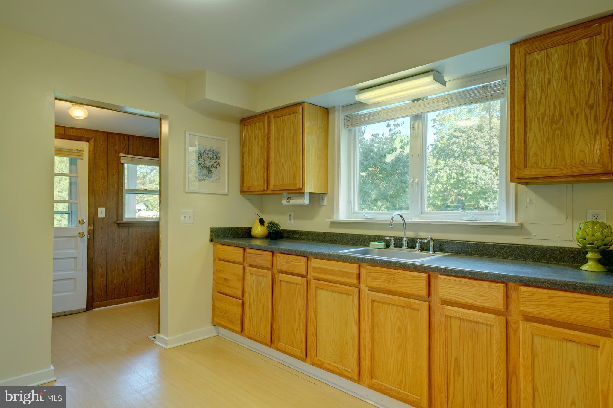 10682 Scaggsville Road Laurel, MD 20723 - Photo 19 of 49 Wood cabinetry