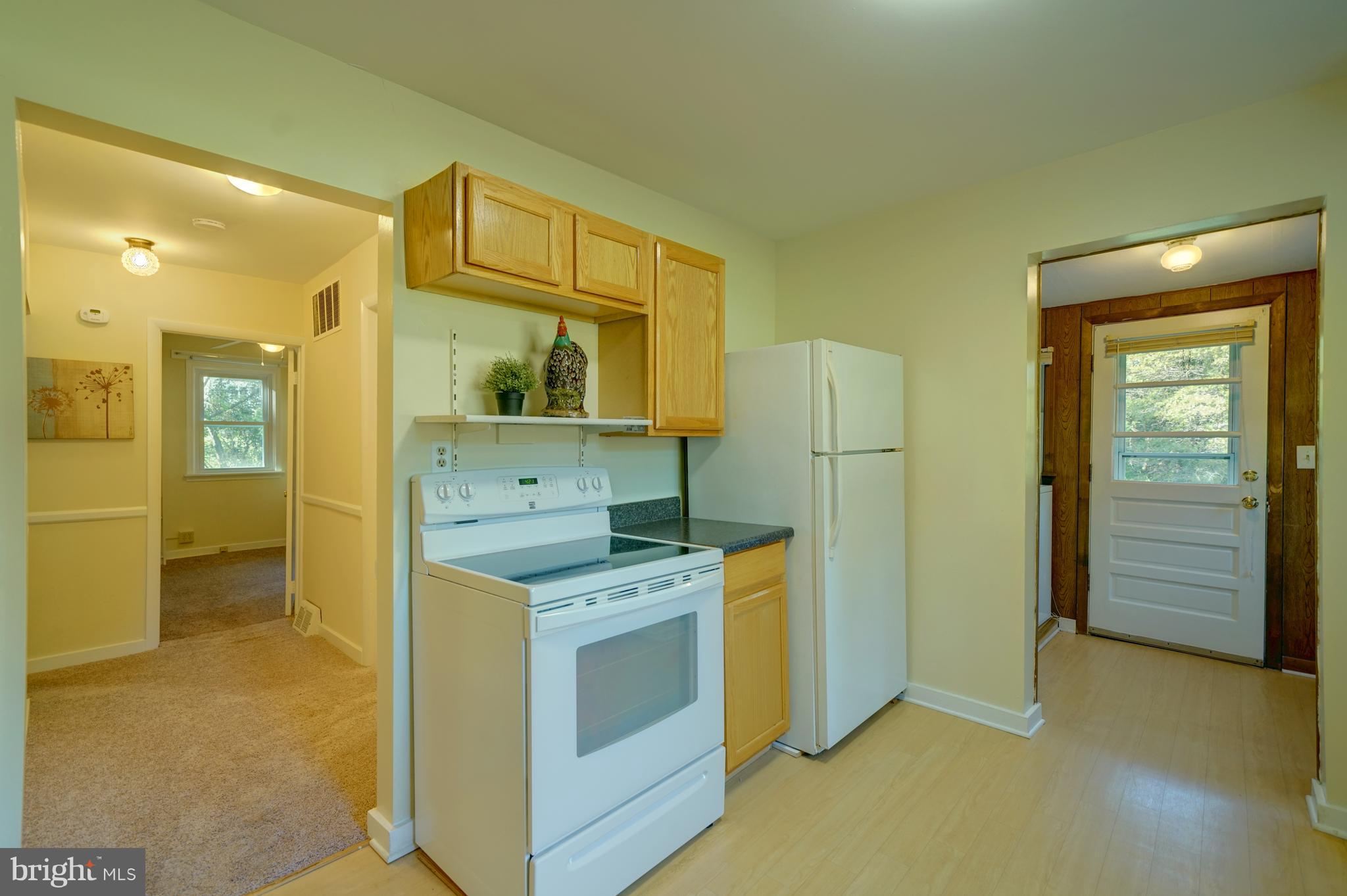 10682 Scaggsville Road Laurel, MD 20723 - Photo 22 of 49 Kitchen