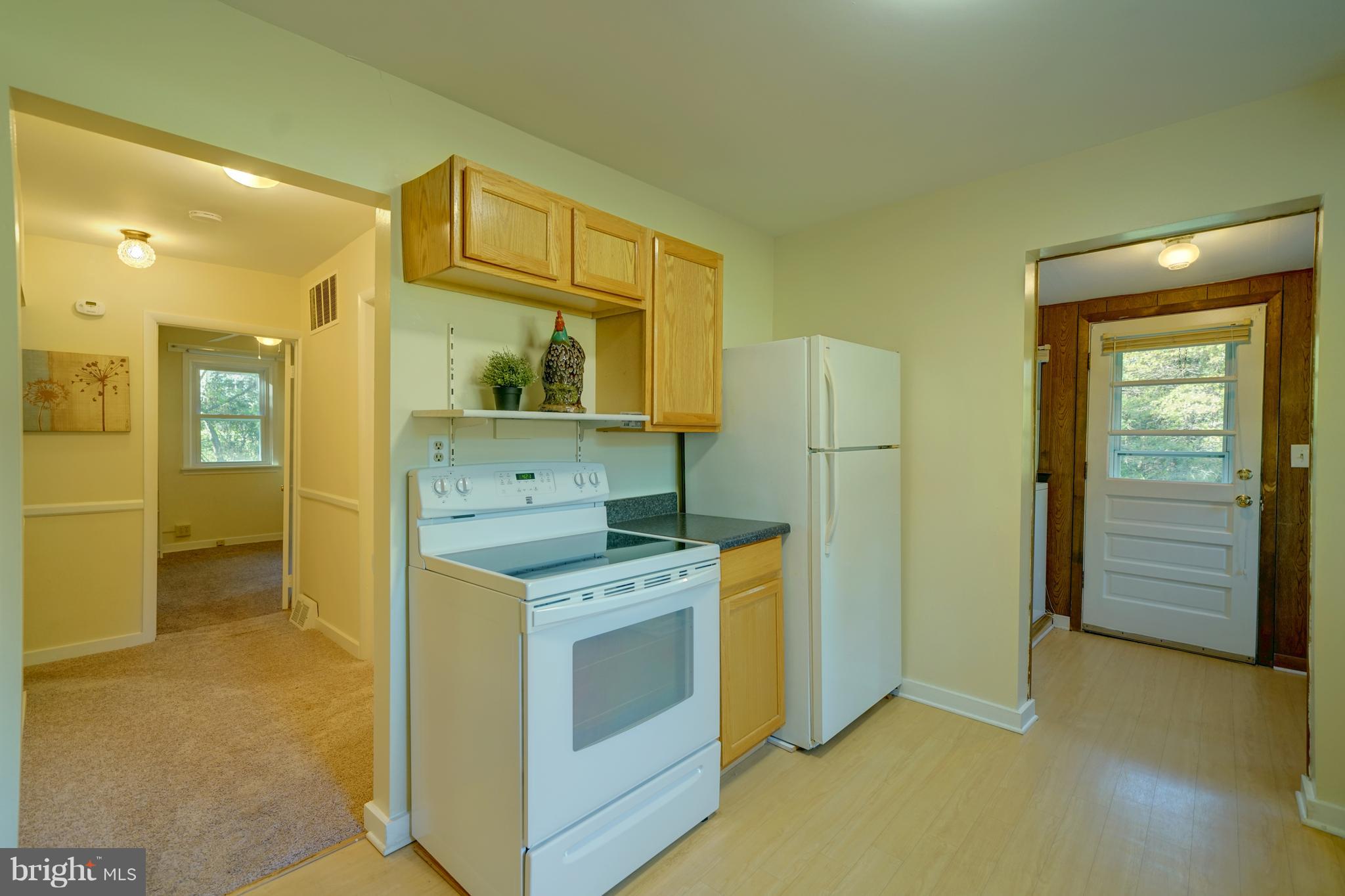 10682 Scaggsville Road Laurel, MD 20723 - Photo 23 of 49 Kitchen