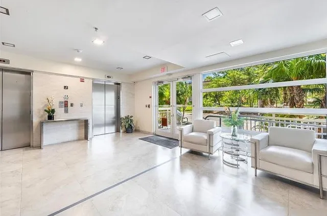 $419,000 | 816 Northwest 11th Street, Unit 1101, Miami, FL 33136