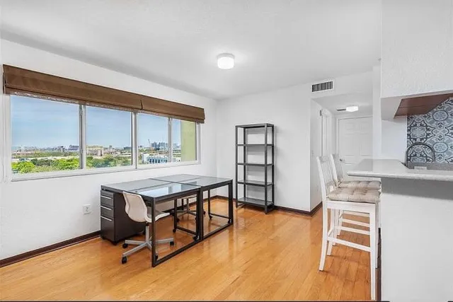 $419,000 | 816 Northwest 11th Street, Unit 1101, Miami, FL 33136