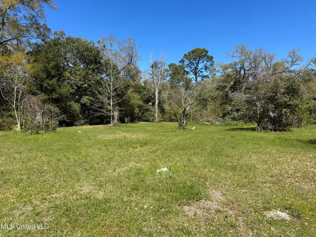 $390,000 | 712 East Pass Road, Gulfport, MS 39507