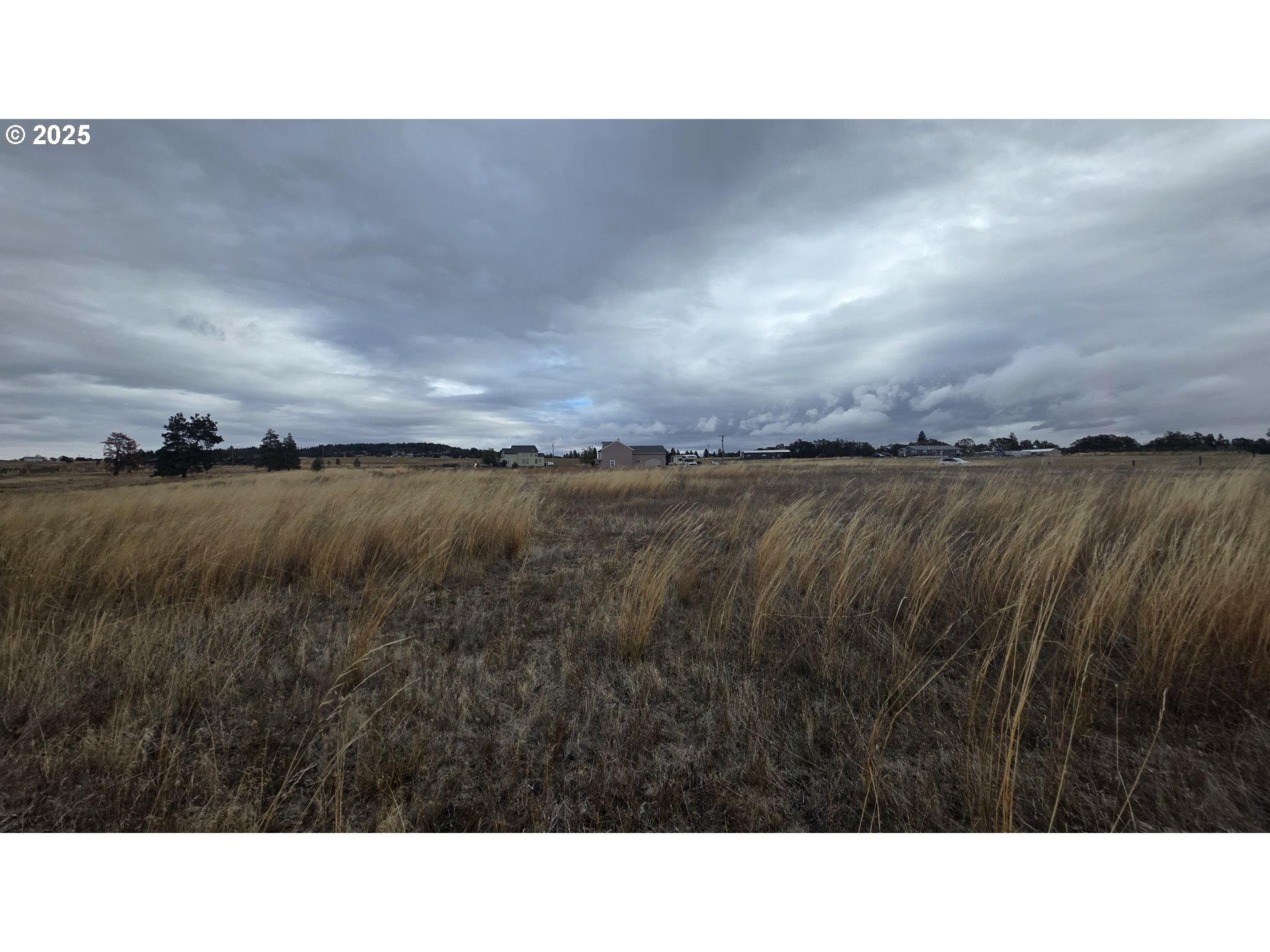 Sara View Drive, Unit 2 Goldendale, WA 98620 - Photo 3 of 10 a black and white photo of a house