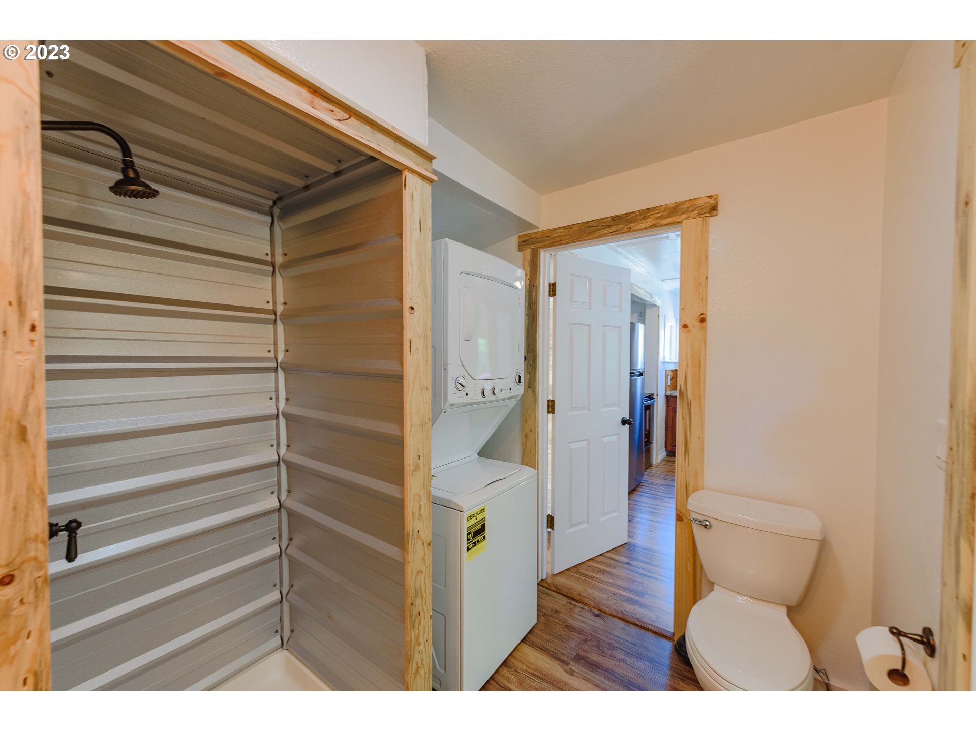 54156 Old Broadbent Road Myrtle Point, OR 97458 - Photo 19 of 48 a view of closet area