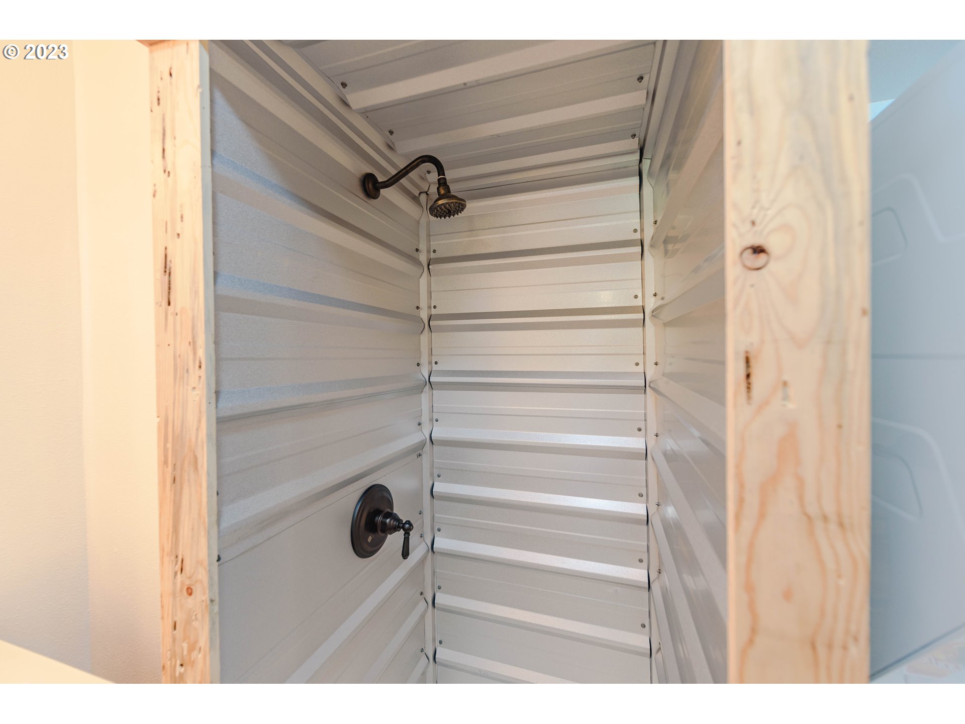 54156 Old Broadbent Road Myrtle Point, OR 97458 - Photo 20 of 48 a view of walk in closet