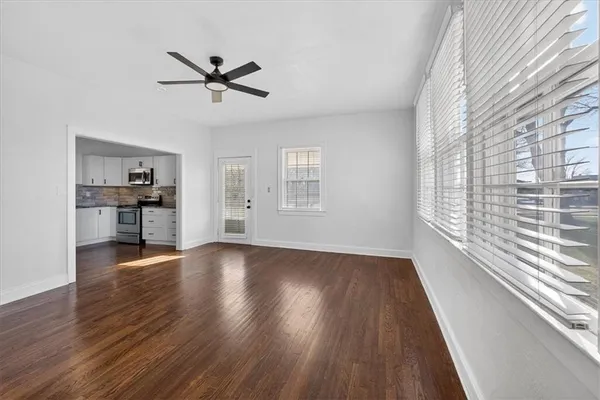 $279,000 | 1490 Northeast Independence Avenue, Lee's Summit, MO 64086