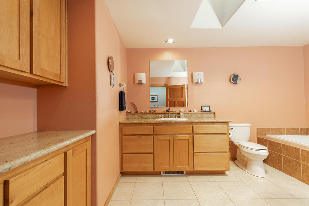 8843 Deer Creek Road Selma, OR 97538 - Photo 26 of 65 25