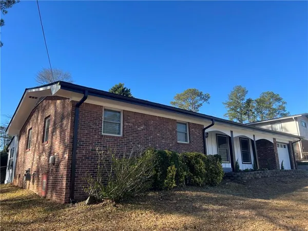 $274,900 | 6413 Maddox Road, Morrow, GA 30260