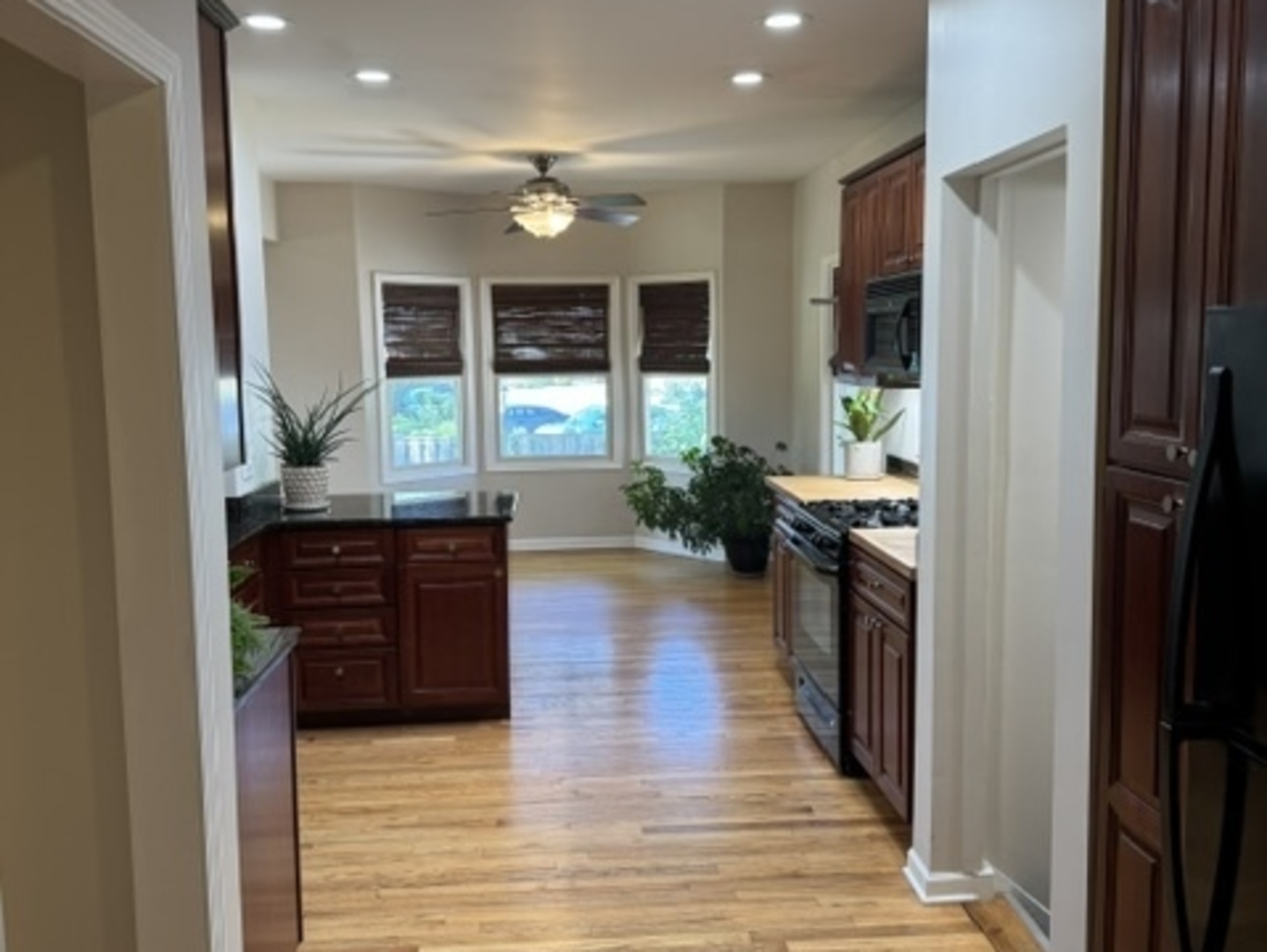 255 North Happ Road Northfield, IL 60093 - Photo 11 of 20