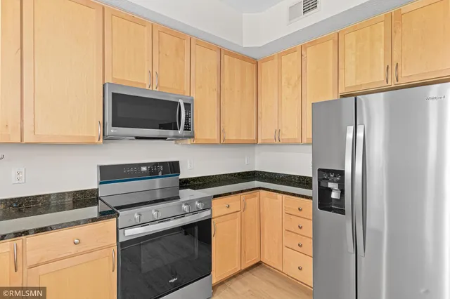 $448,000 | 610 Main Street North, Unit 305, Stillwater, MN 55082