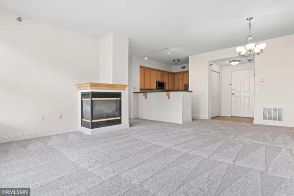 $430,000 | 610 Main Street North, Unit 305, Stillwater, MN 55082