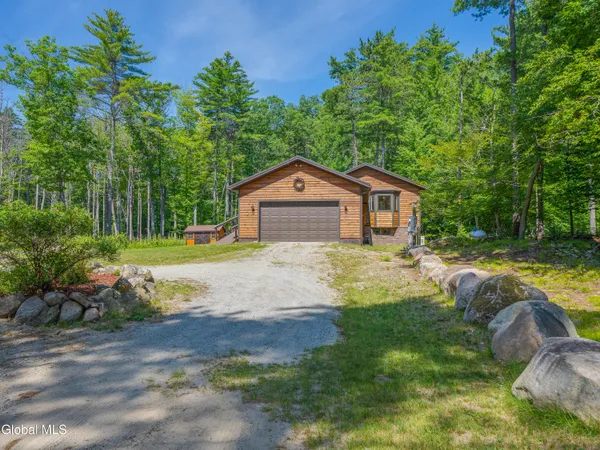 $478,000 | 30 Hawthorne Lane, Jay, NY 12941