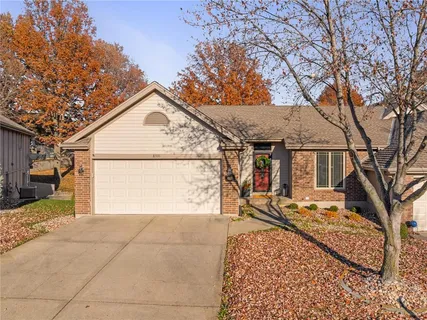 $295,000 | 8531 North Chatham Circle, Kansas City, MO 64154