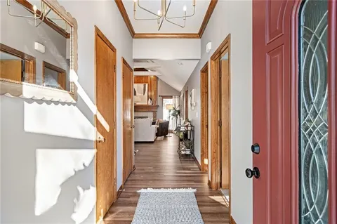 $295,000 | 8531 North Chatham Circle, Kansas City, MO 64154