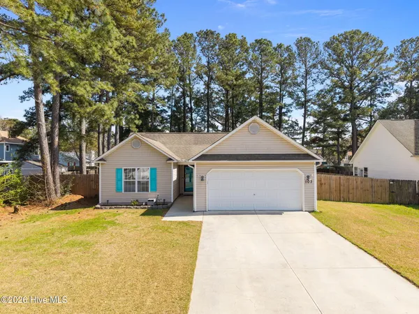 $285,000 | 103 Tanbark Drive, Jacksonville, NC 28546