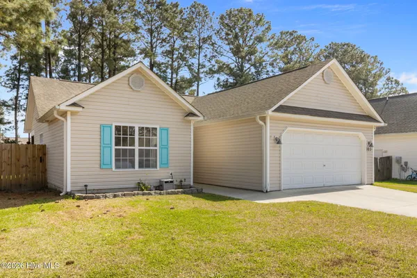 $285,000 | 103 Tanbark Drive, Jacksonville, NC 28546
