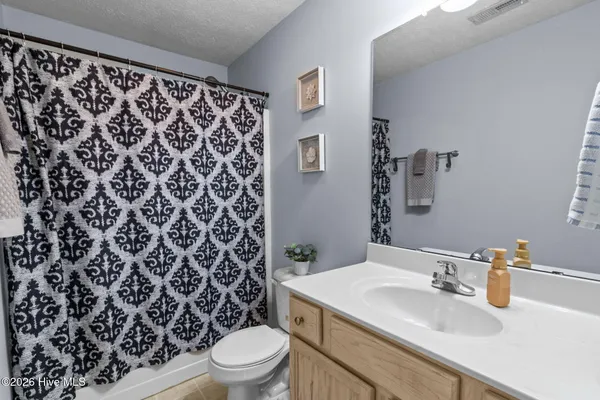 $285,000 | 103 Tanbark Drive, Jacksonville, NC 28546