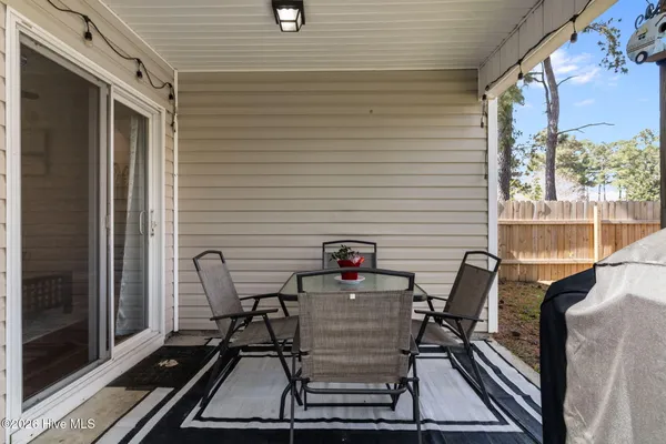 $285,000 | 103 Tanbark Drive, Jacksonville, NC 28546