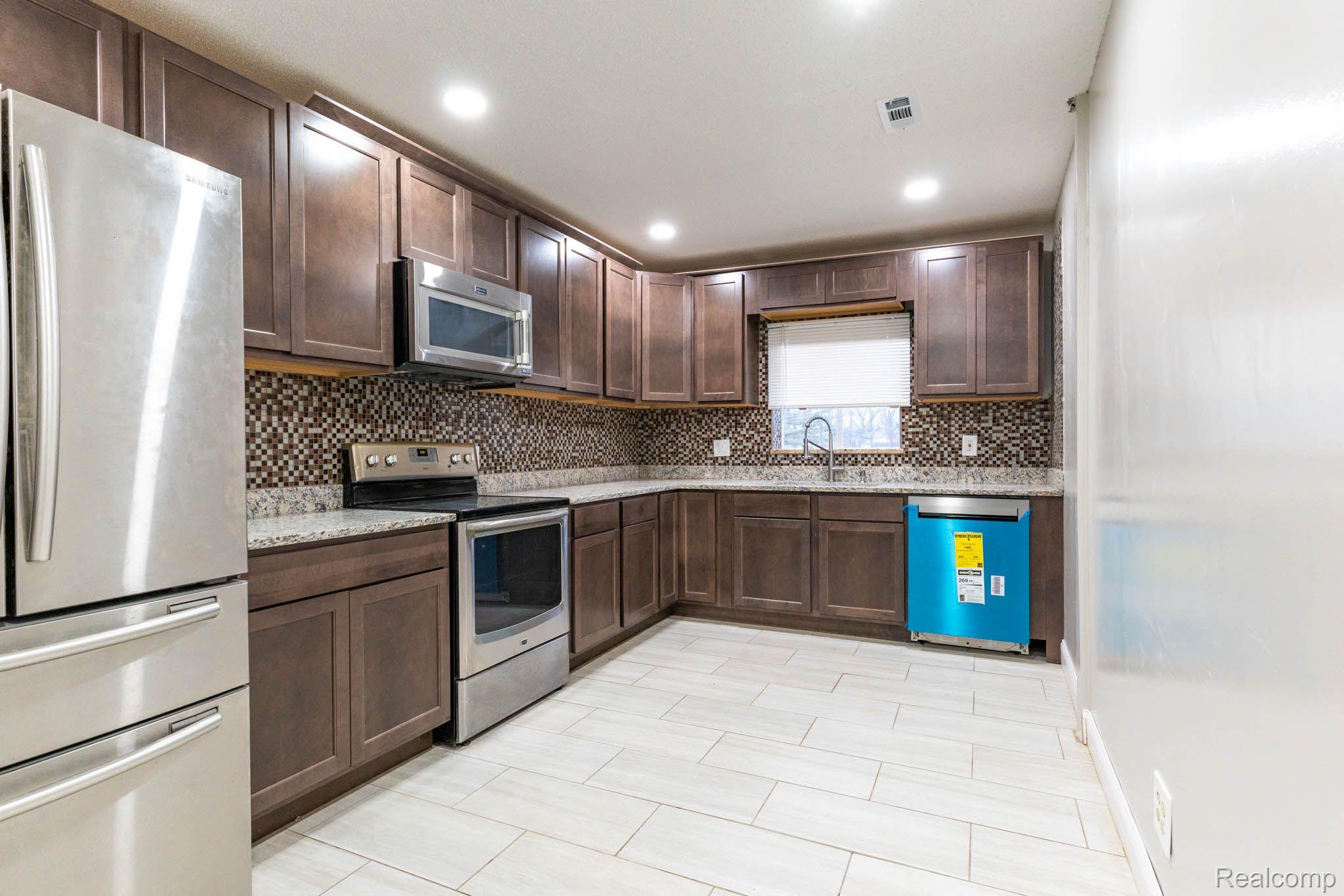 23300 Northline Road Taylor, MI 48180 - Photo 38 of 48 Gallery Image 38