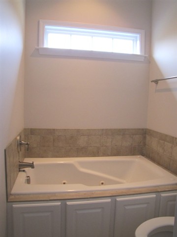 103 Ridgecrest Drive West Union, SC 29696 - Photo 10 of 22 Gallery Image 10