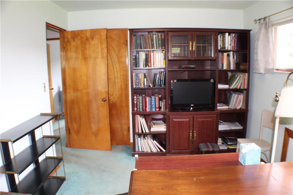 405 Hays Road Venetia, PA 15367 - Photo 15 of 25 Gallery Image 15