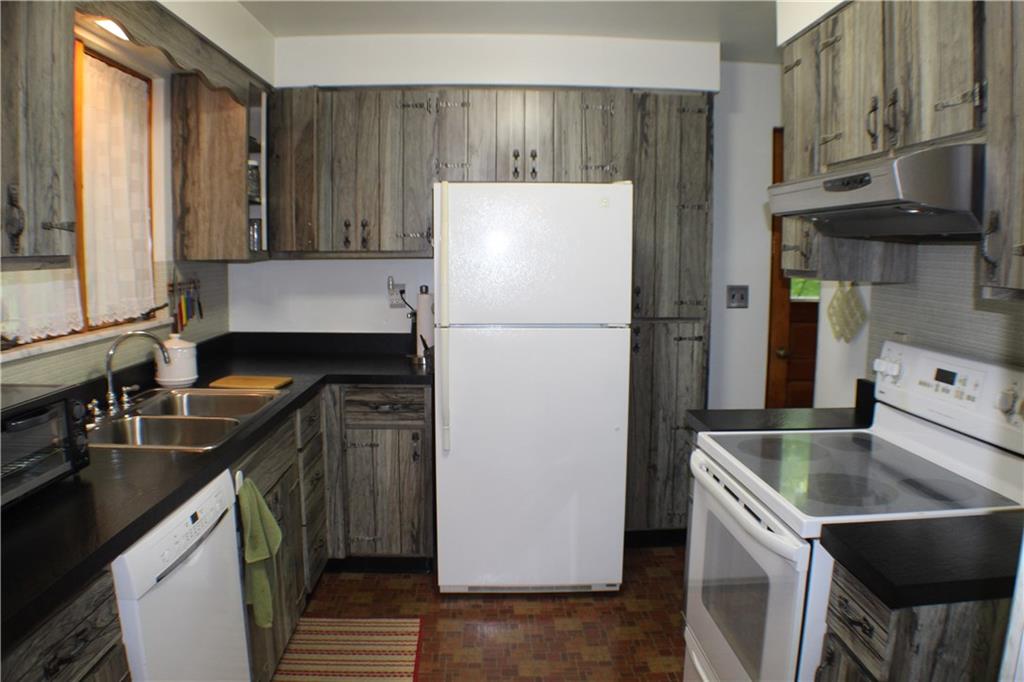 405 Hays Road Venetia, PA 15367 - Photo 7 of 25 Gallery Image 7