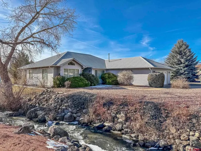 $425,000 | 1270 Southeast Deer Creek Drive, Cedaredge, CO 81413