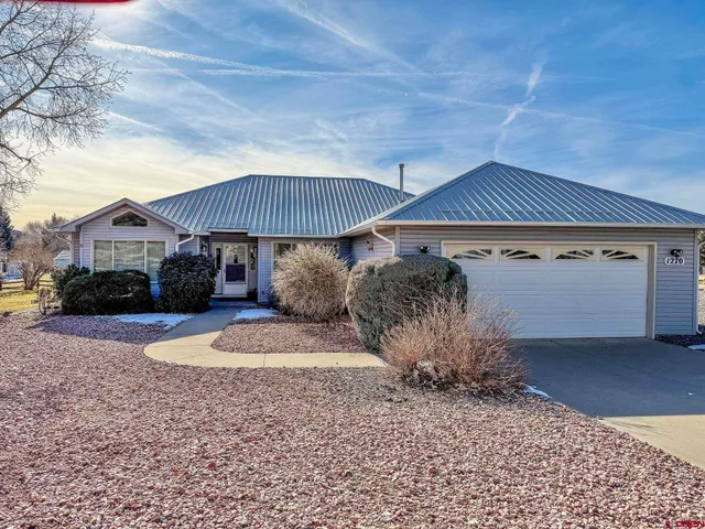 $425,000 | 1270 Southeast Deer Creek Drive, Cedaredge, CO 81413