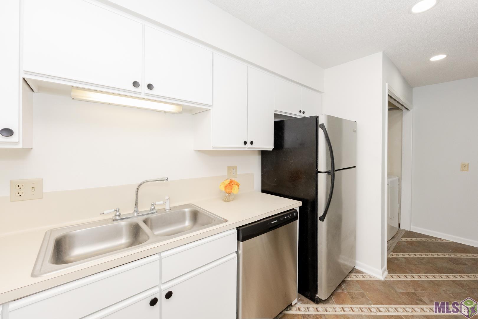 8545 Summa Avenue, Unit 5 Baton Rouge, LA 70809 - Photo 11 of 23