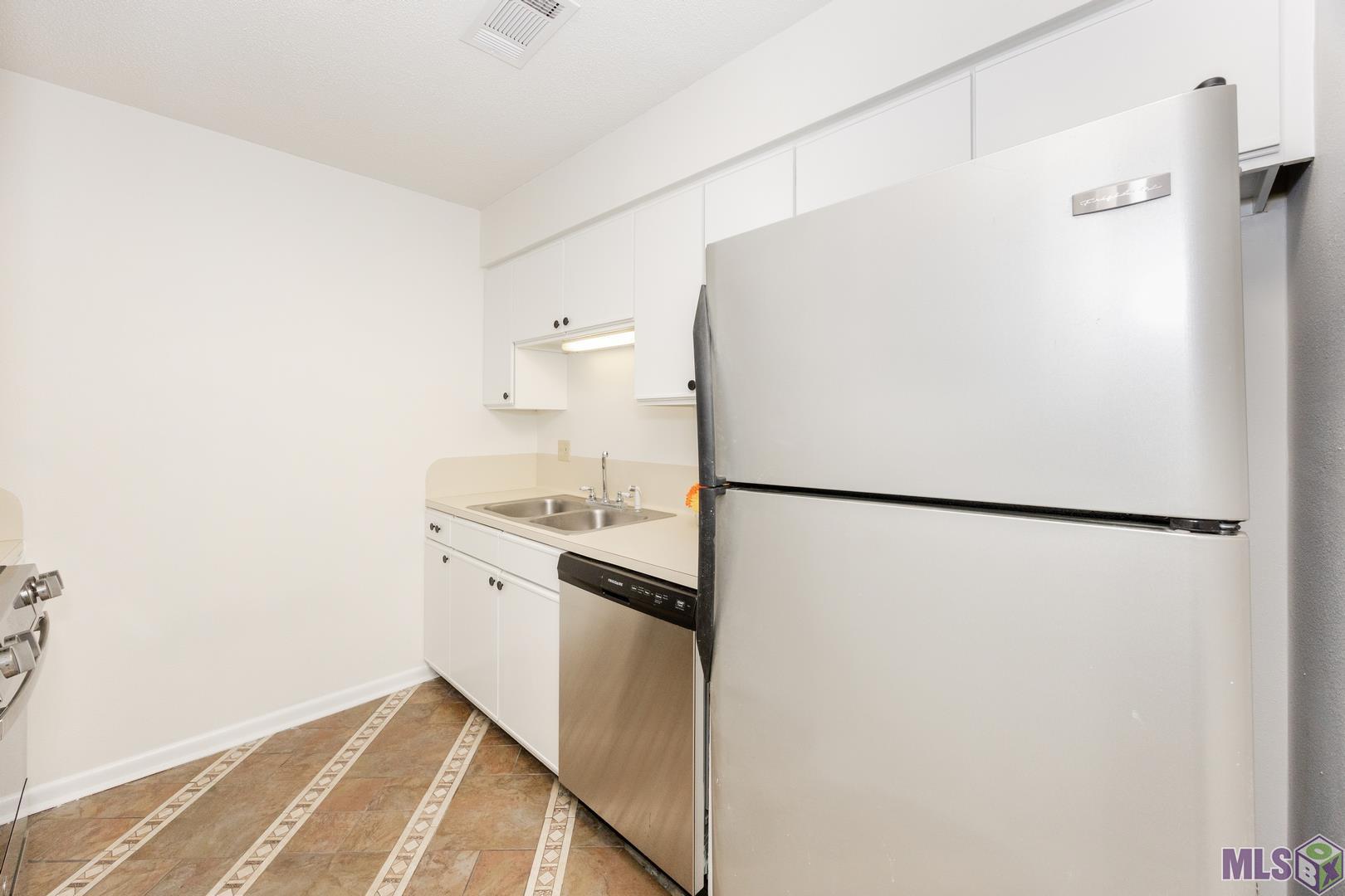 8545 Summa Avenue, Unit 5 Baton Rouge, LA 70809 - Photo 8 of 23