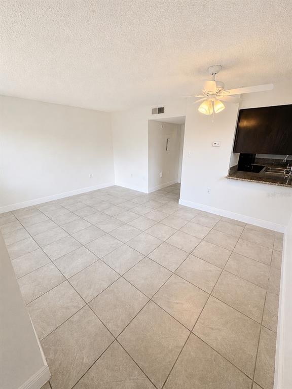 1183 Bentley Road, Unit 4 Leesburg, FL 34748 - Photo 3 of 10 Gallery Image 3