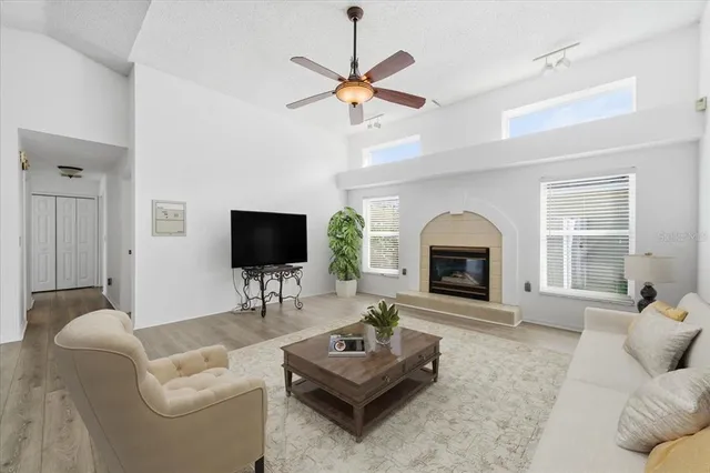 $550,000 | 3903 Yellow Finch Lane, Lutz, FL 33558