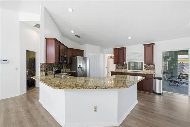 $550,000 | 3903 Yellow Finch Lane, Lutz, FL 33558