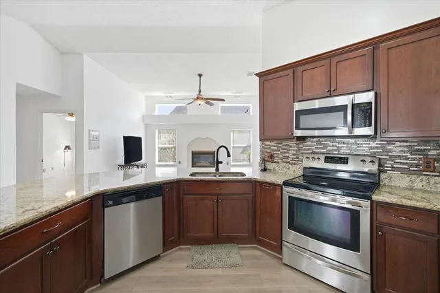 $550,000 | 3903 Yellow Finch Lane, Lutz, FL 33558