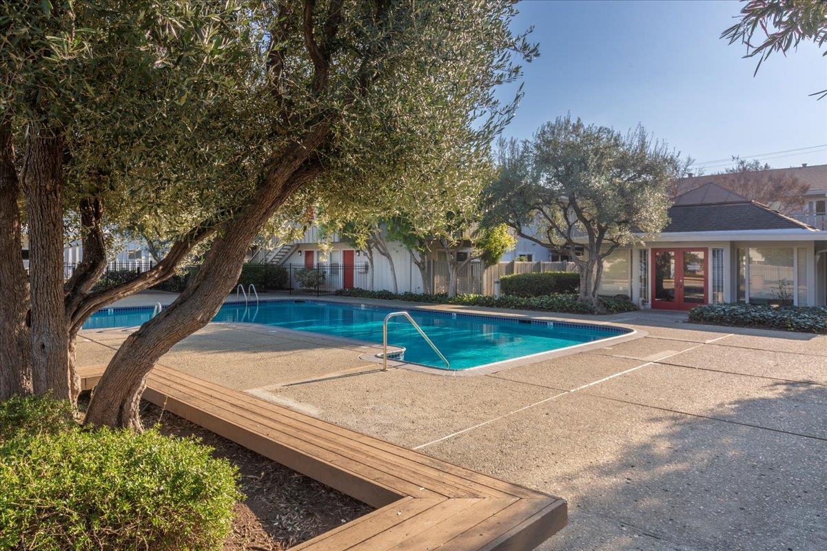 255 South Rengstorff Avenue, Unit 7 Mountain View, CA 94040 - Photo 27 of 28