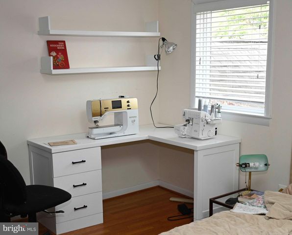 $1,400,000 | 10405 Gary Road, Potomac, MD 20854