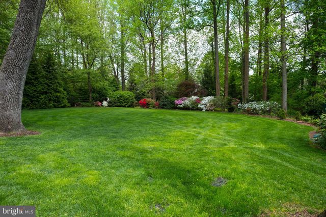 $1,400,000 | 10405 Gary Road, Potomac, MD 20854