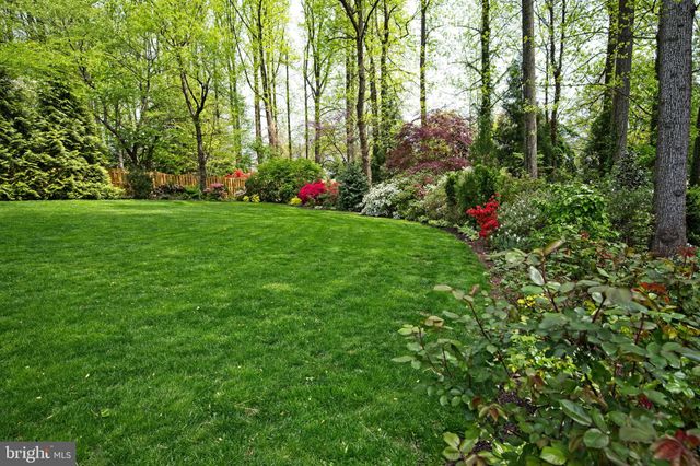 $1,400,000 | 10405 Gary Road, Potomac, MD 20854