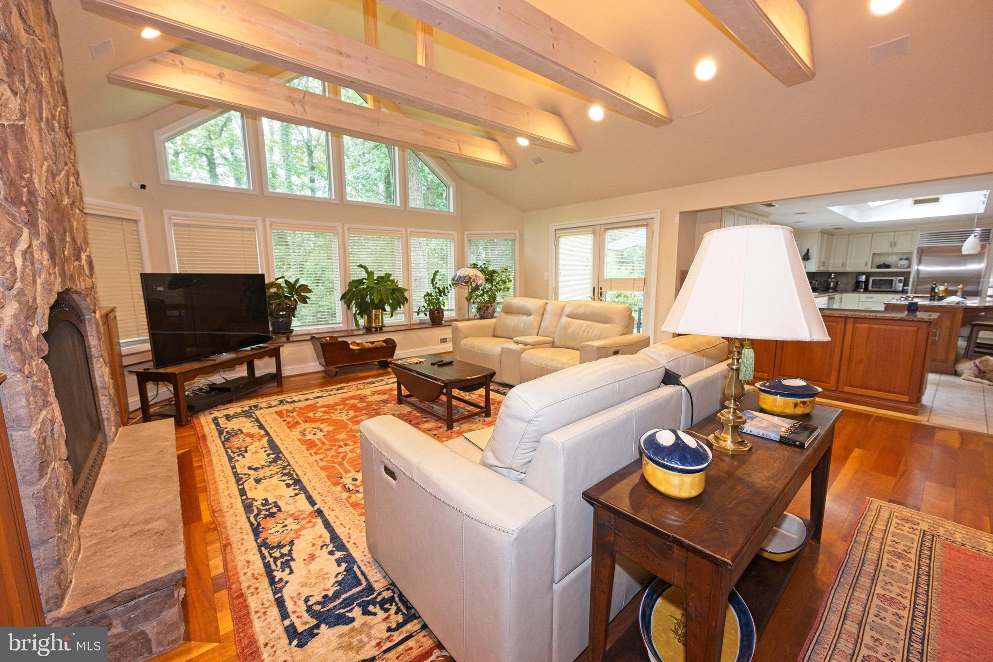 10405 Gary Road Potomac, MD 20854 - Photo 9 of 66