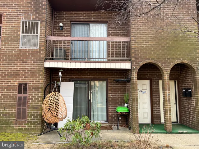 $1,650 | 9926-00 Haldeman Avenue, Unit 43, Philadelphia, PA 19115