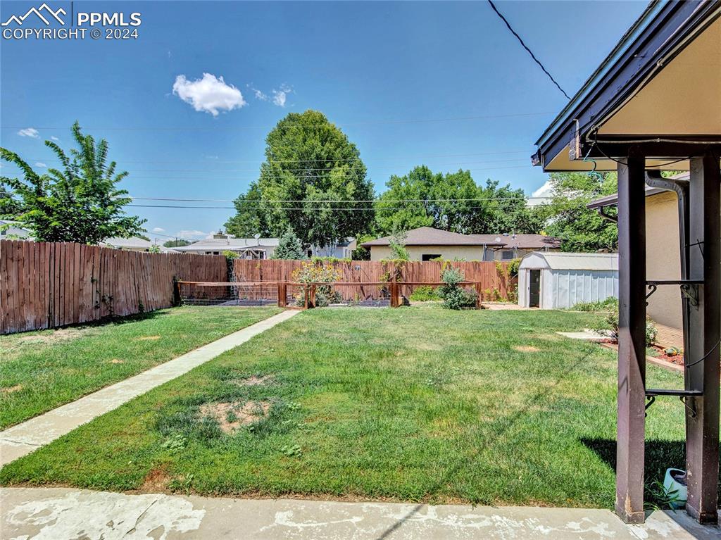 39 Duke Street Pueblo, CO 81005 - Photo 24 of 27 a house view with a garden space
